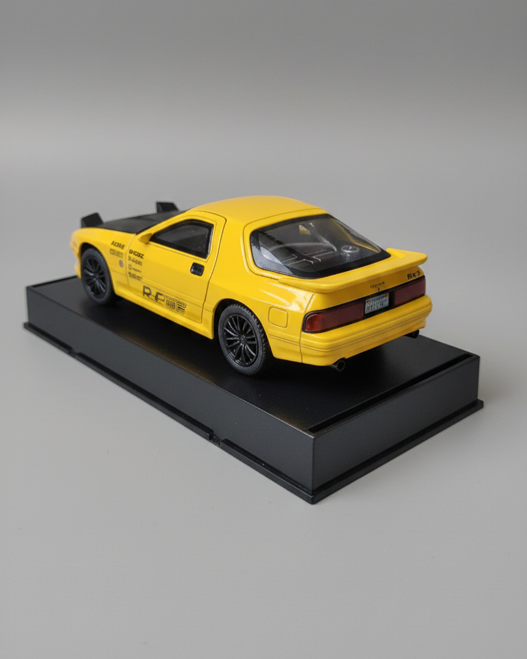 Mazda RX-7   1:32 Scale
